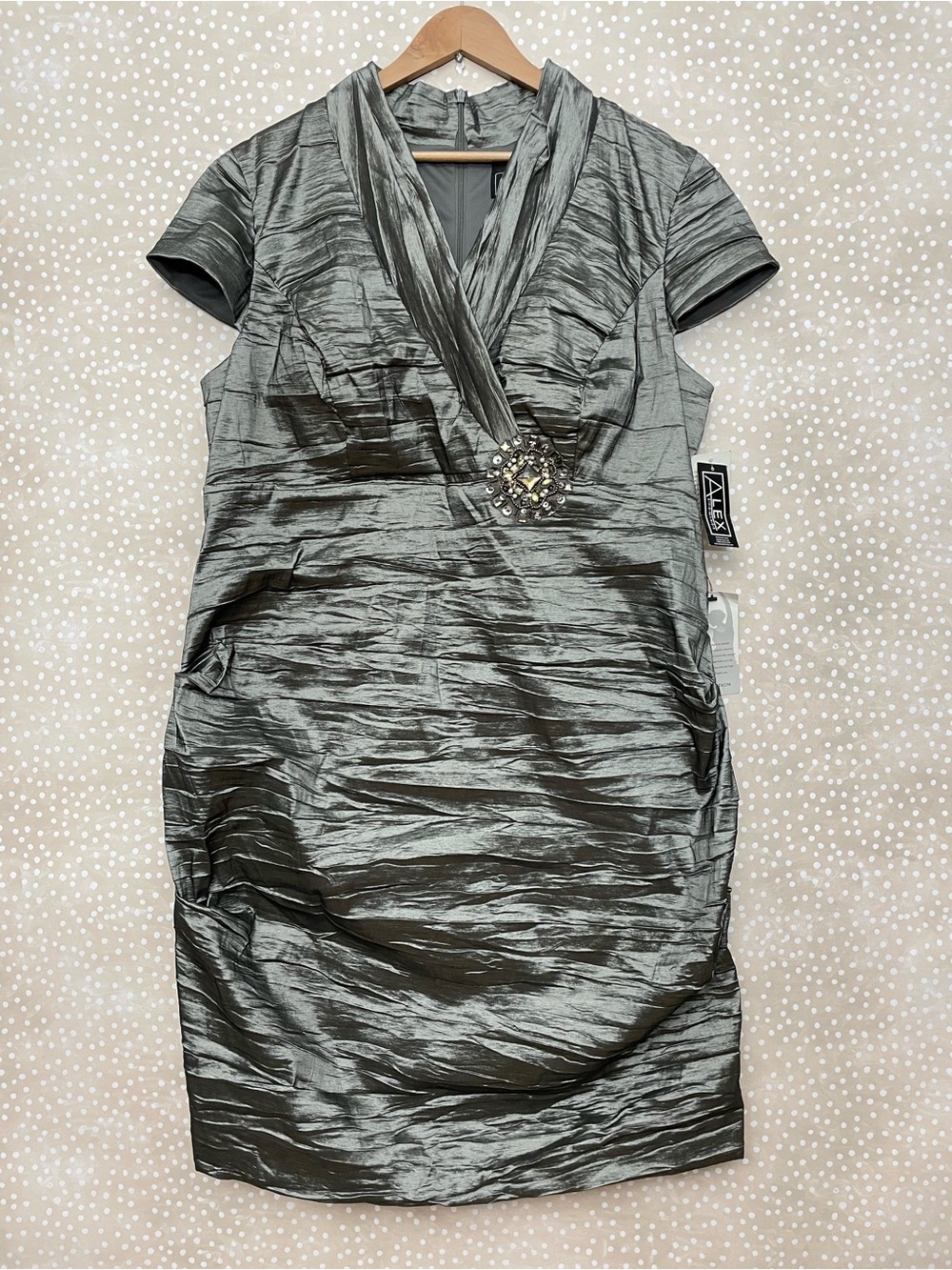 Alex Evenings ruched embellished grey cocktail formal dress size 20W womens